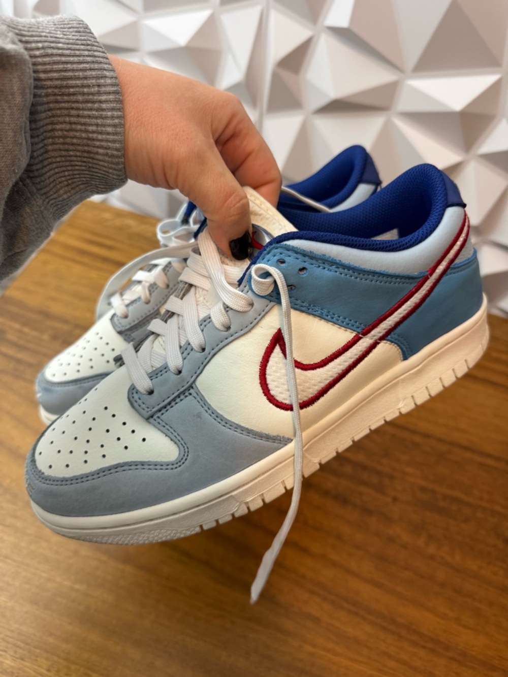 Nike DUNK Sneakers Size 6Youth/ 7.5 women’s